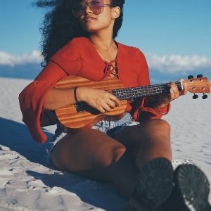 Spiller du ukulele?